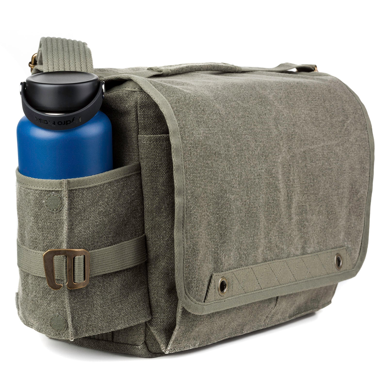 Collapsible water bottle pocket