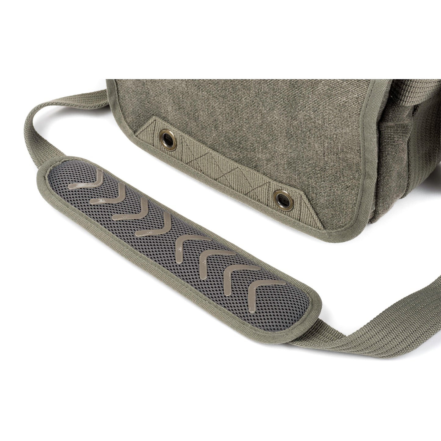 
                  
                    Adjustable shoulder strap with cushioned non-slip pad
                  
                