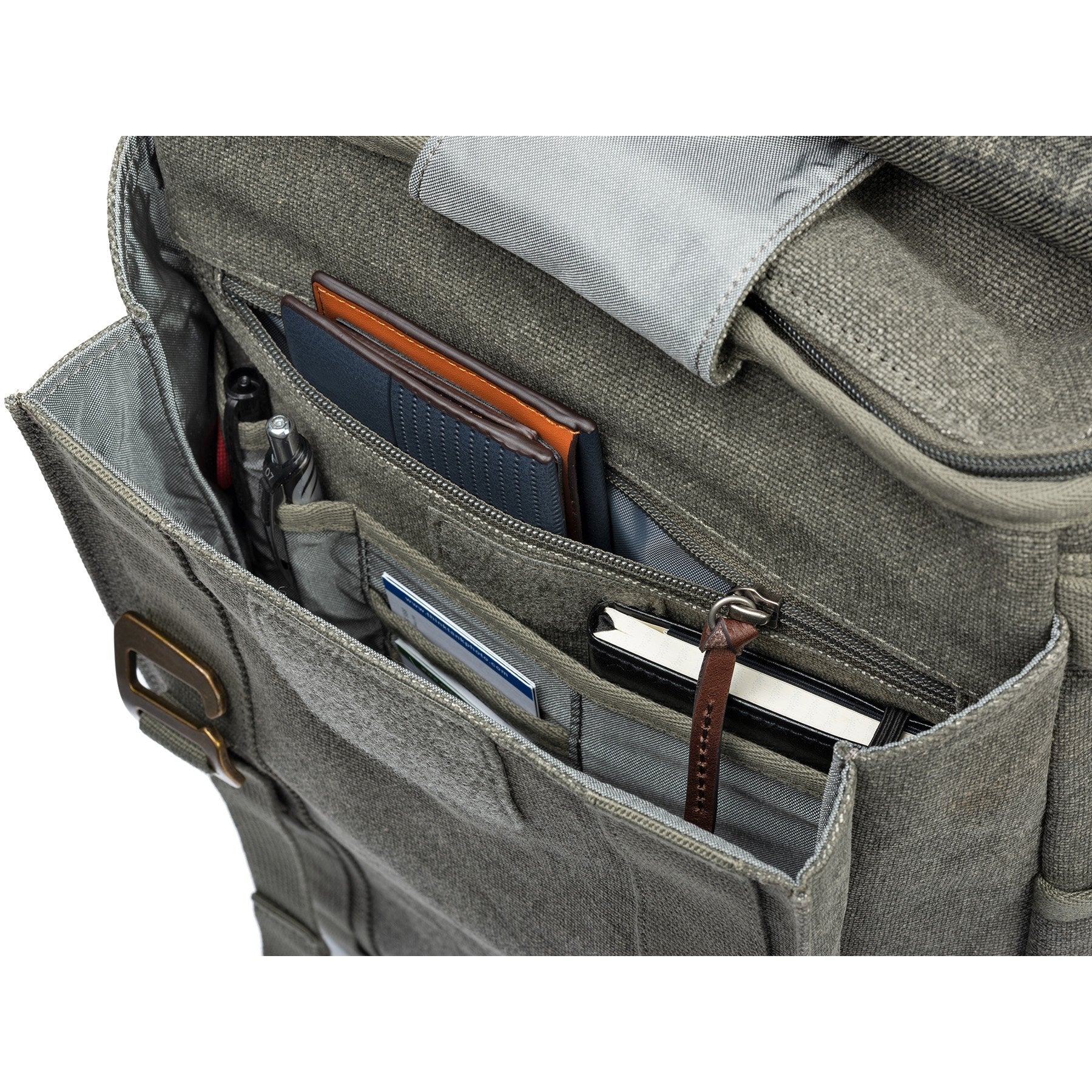 Organizer pocket with zippered pocket for valuables and small items