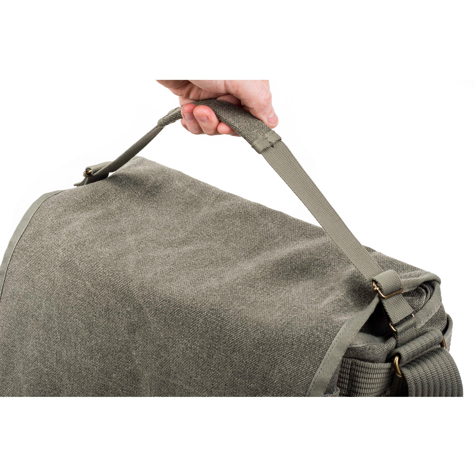 Removable carrying handle