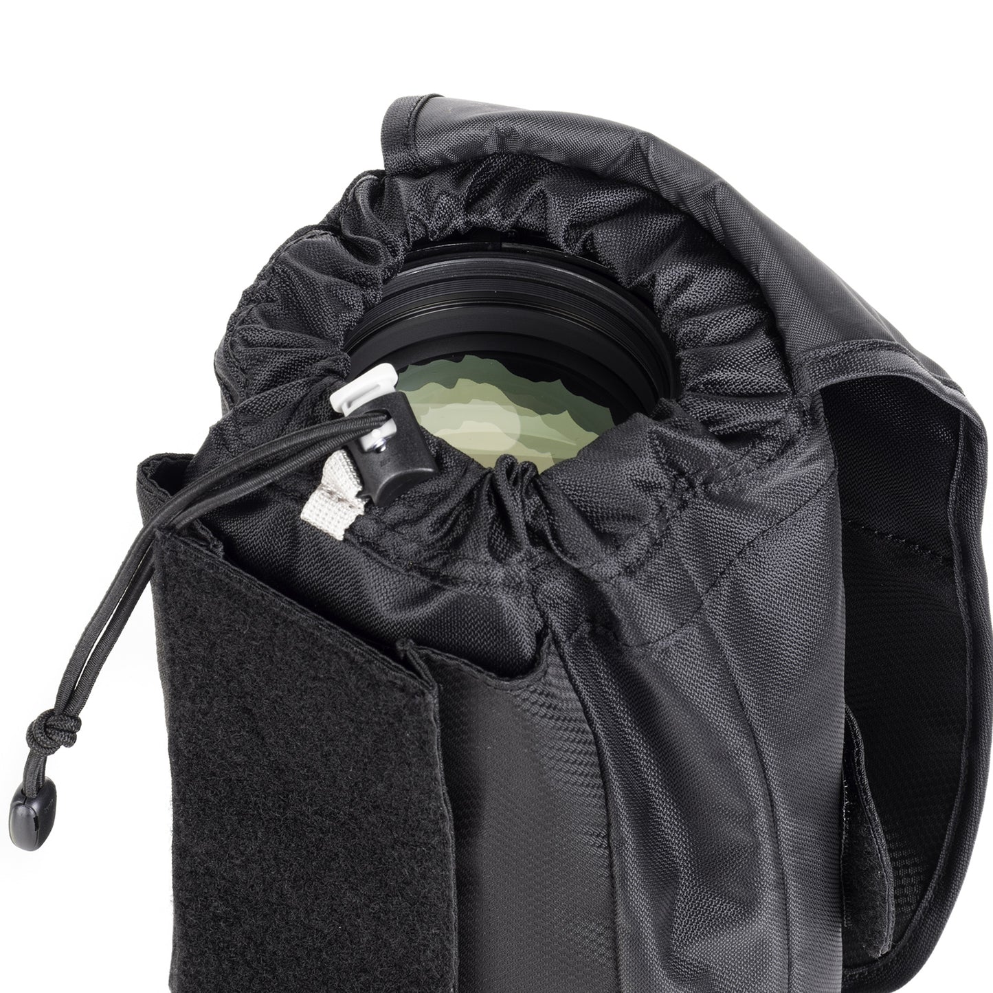 
                  
                    One-hand drawstring closure secures lenses
                  
                