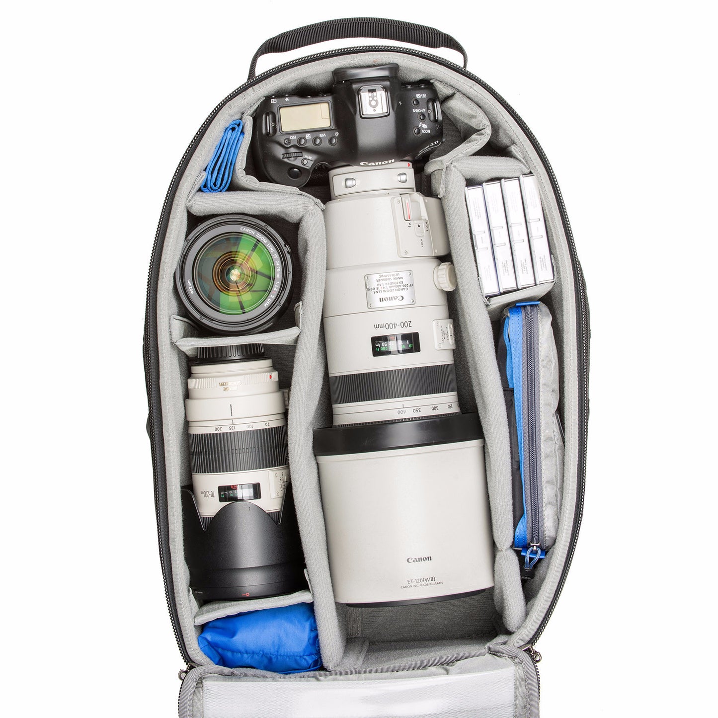 
                  
                    Designed to accommodate bodies with lenses attached. Maximum lens size: 200–400mm f/4
                  
                