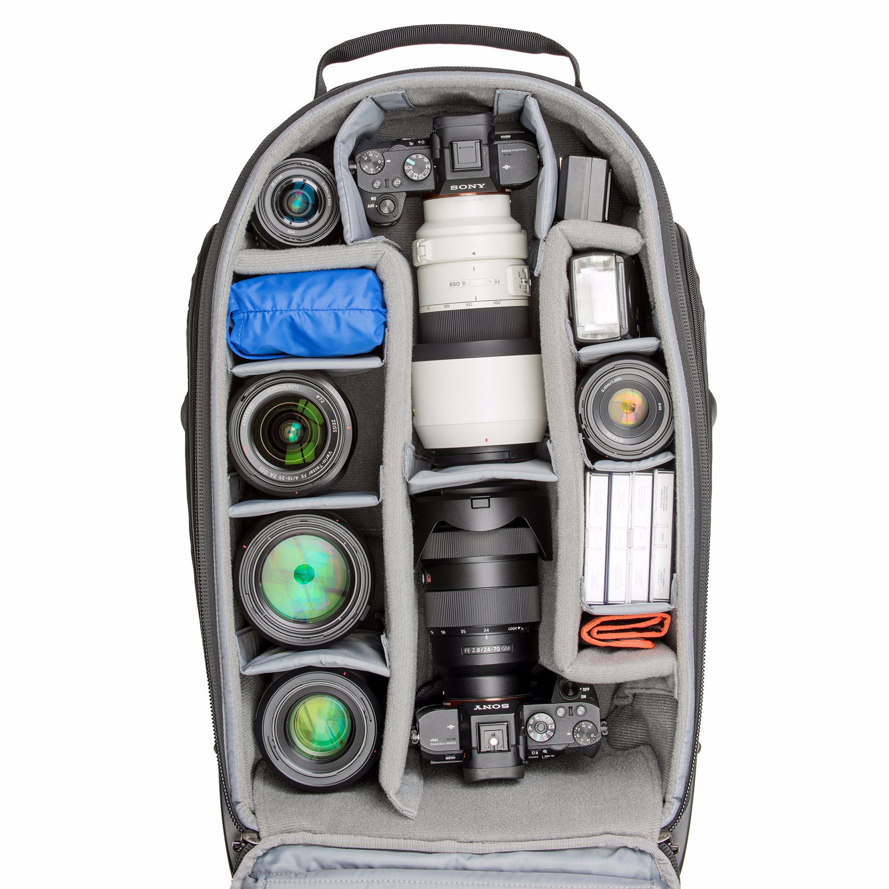 Fits two bodies with lenses attached including a 200–400mm f/4