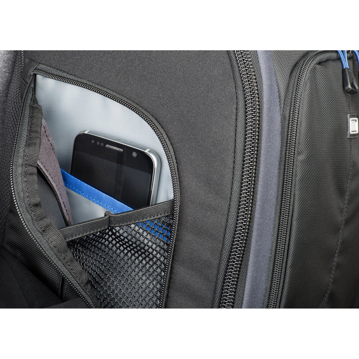 
                  
                    Dedicated smartphone pocket fits today’s large phones with a 5.5” (14cm) screen size
                  
                