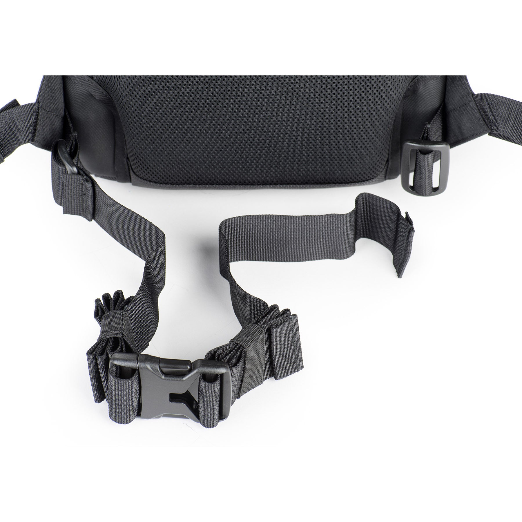 Removable webbing waist belt detaches easily