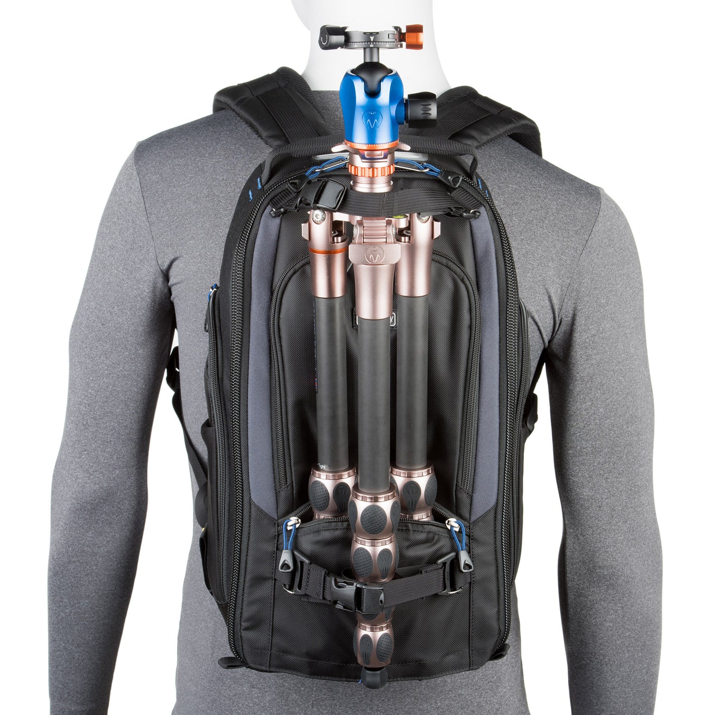 
                  
                    Tripod carry system
                  
                