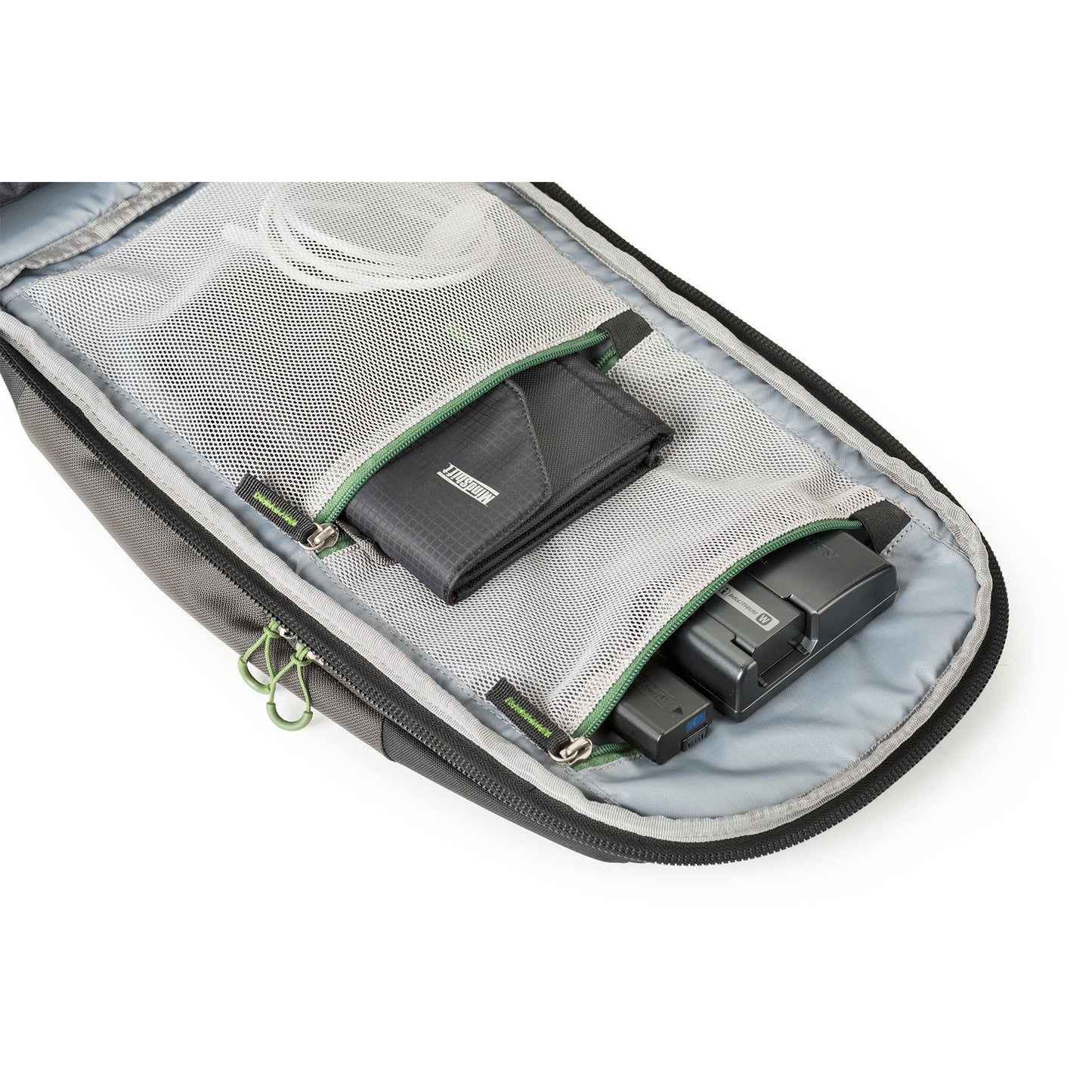 
                  
                    MindShift TrailScape 18L - Interior zippered pockets for batteries, cards, filters and other accessories
                  
                