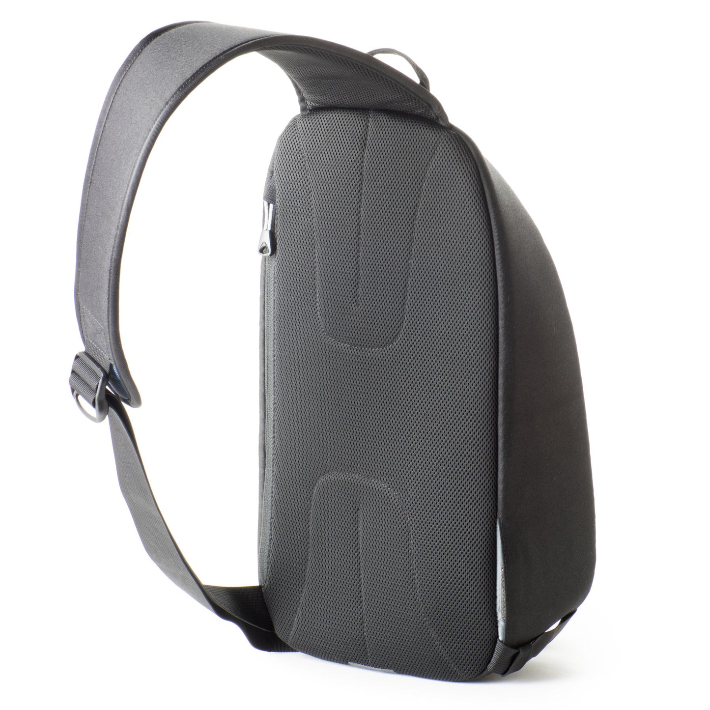 
                  
                    Breathable 320G air-mesh back panel keeps your back cool during long days
                  
                