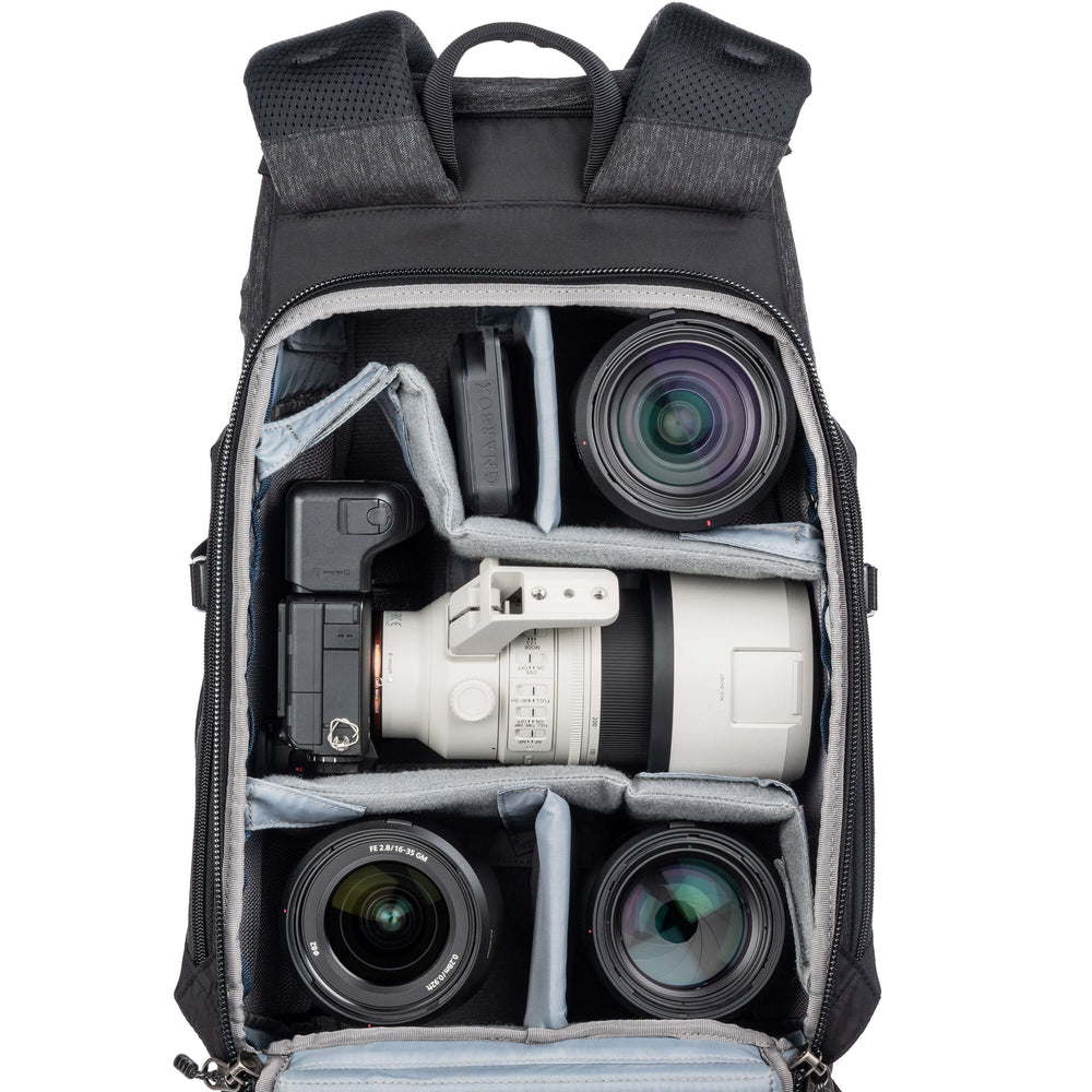 バッグ thinkTANKphoto URBAN ACCESS 13 Urban Access 13 Camera Backpack for DSLR or Mirrorless fits 13