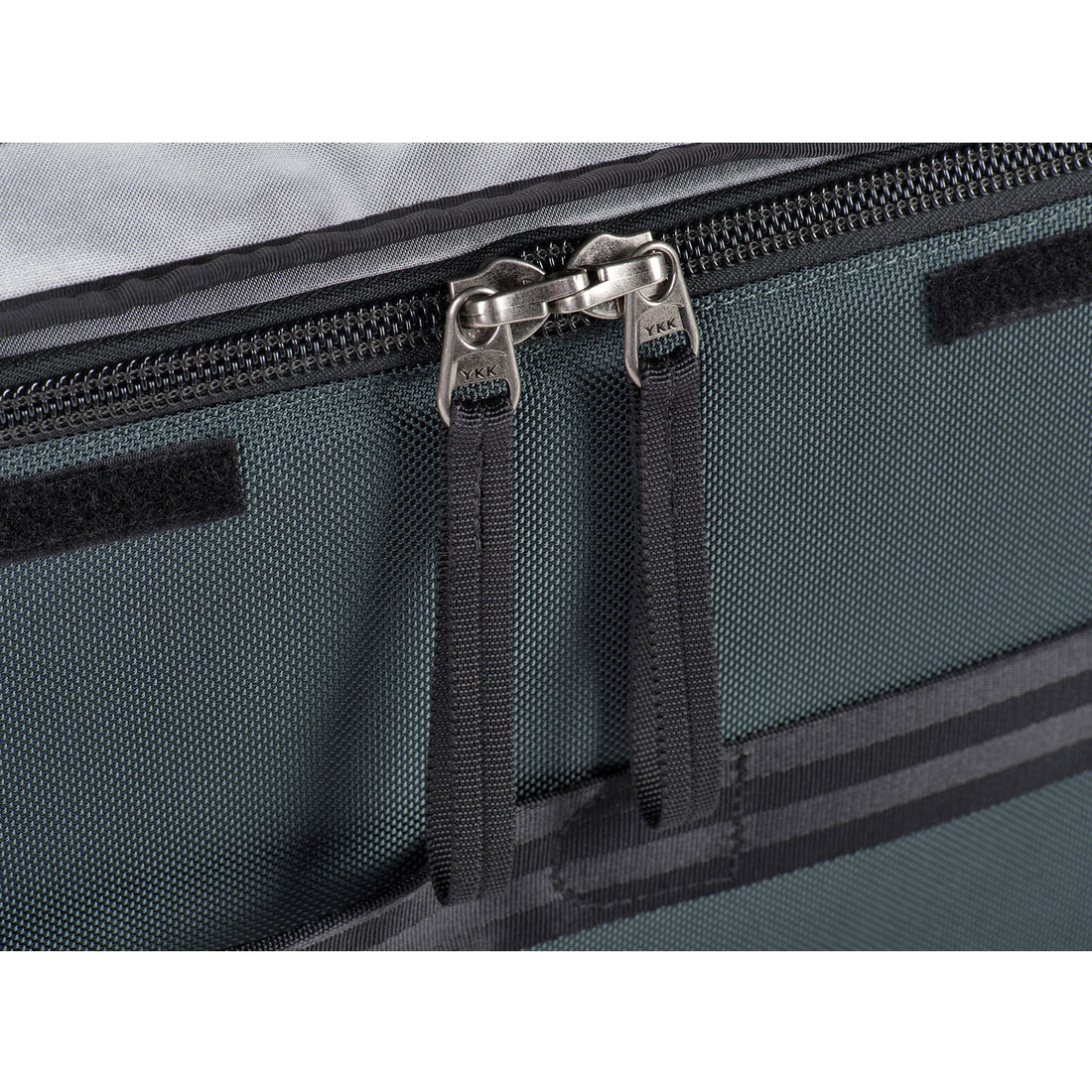 The Video Tripod Manager 44 is a wellcushioned, highly rigid rolling