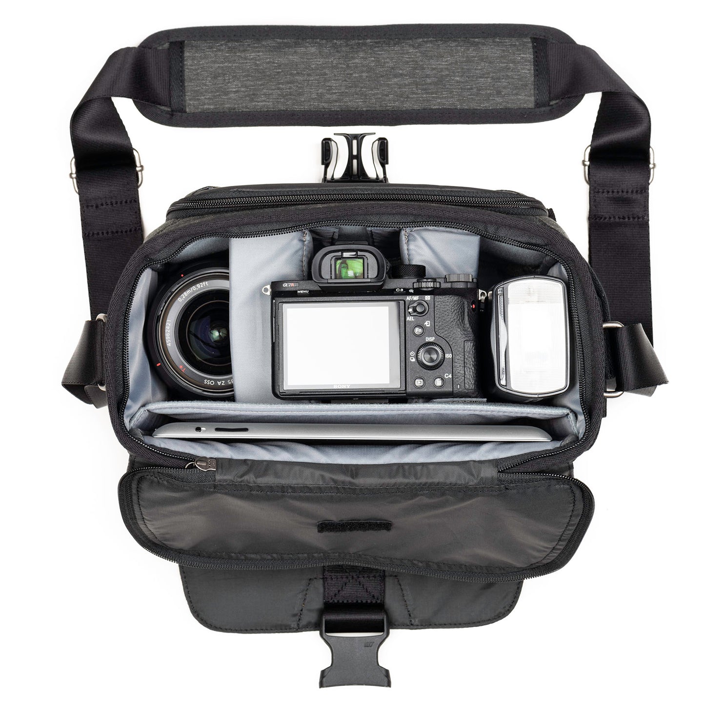 
                  
                    Fits one standard size body with a wide or short zoom plus 1–2 small extra lens, 10” tablet. Fits a 24–70mm f/2.8 detached. Fits a Mirrorless kit with 3–4 lenses including the 50–140mm
                  
                