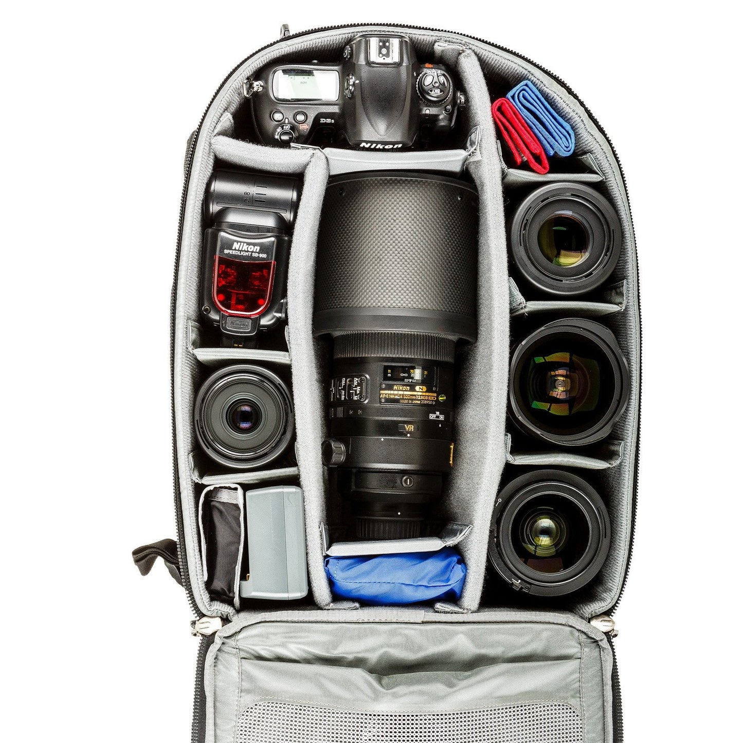 
                  
                    Gripped DSLR, 300mm f/2.8, 105mm f/2.8, 14-24mm f/2.8, 24-70mm f/2.8, flash
                  
                