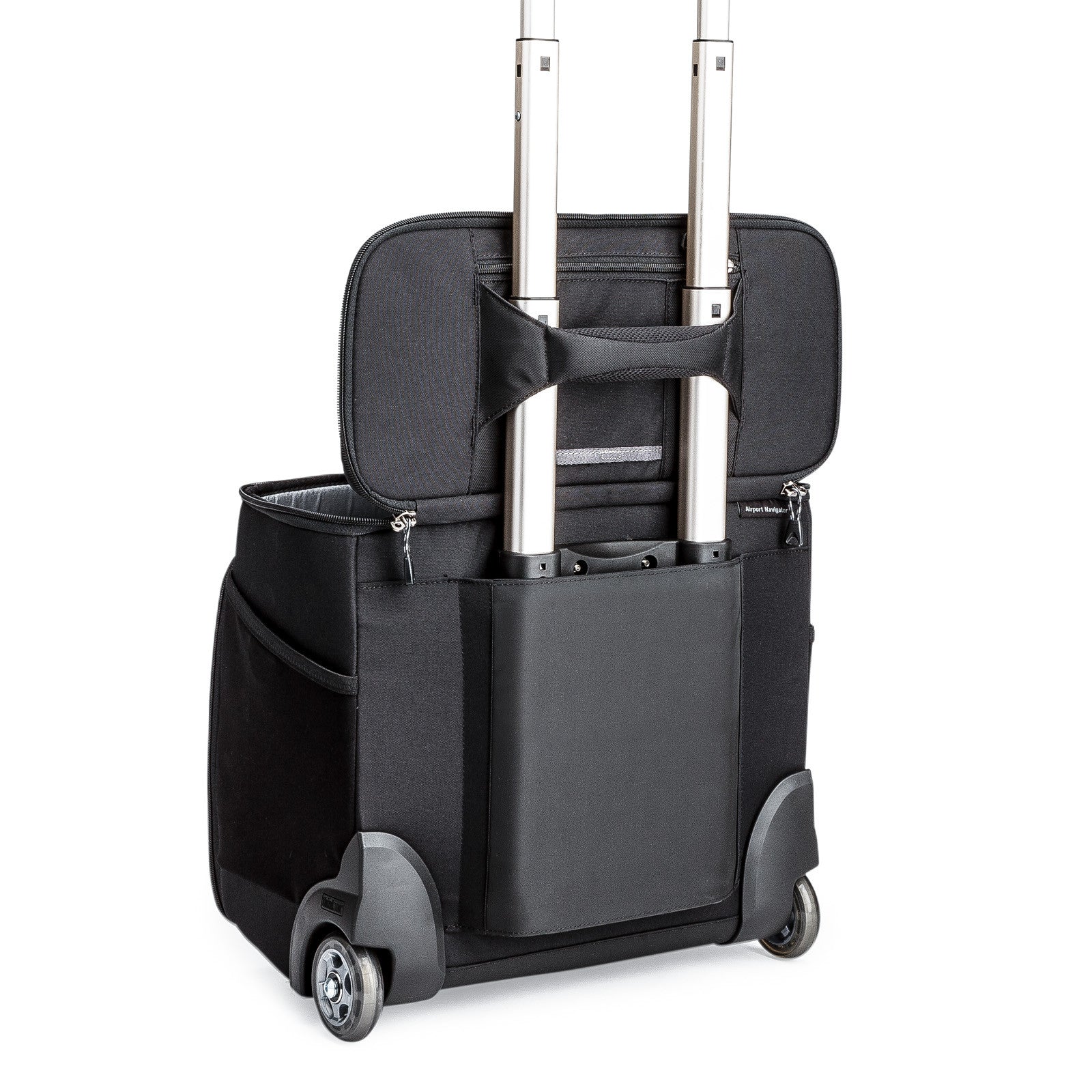 The trolley handle can be used to secure the top lid for unimpeded gear access