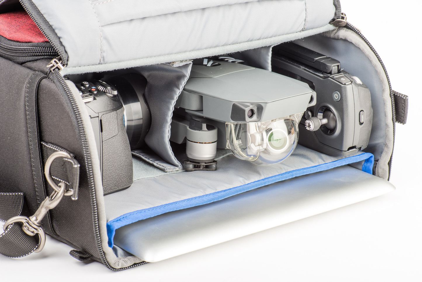 
                  
                    The DJI Mavic fits perfectly into the Mirrorless Mover 30i
                  
                