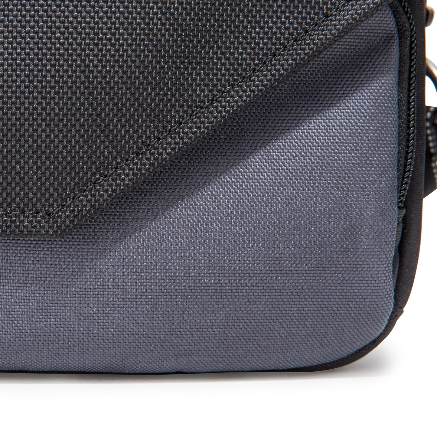 
                  
                    Mirrorless Mover® 30i
                  
                