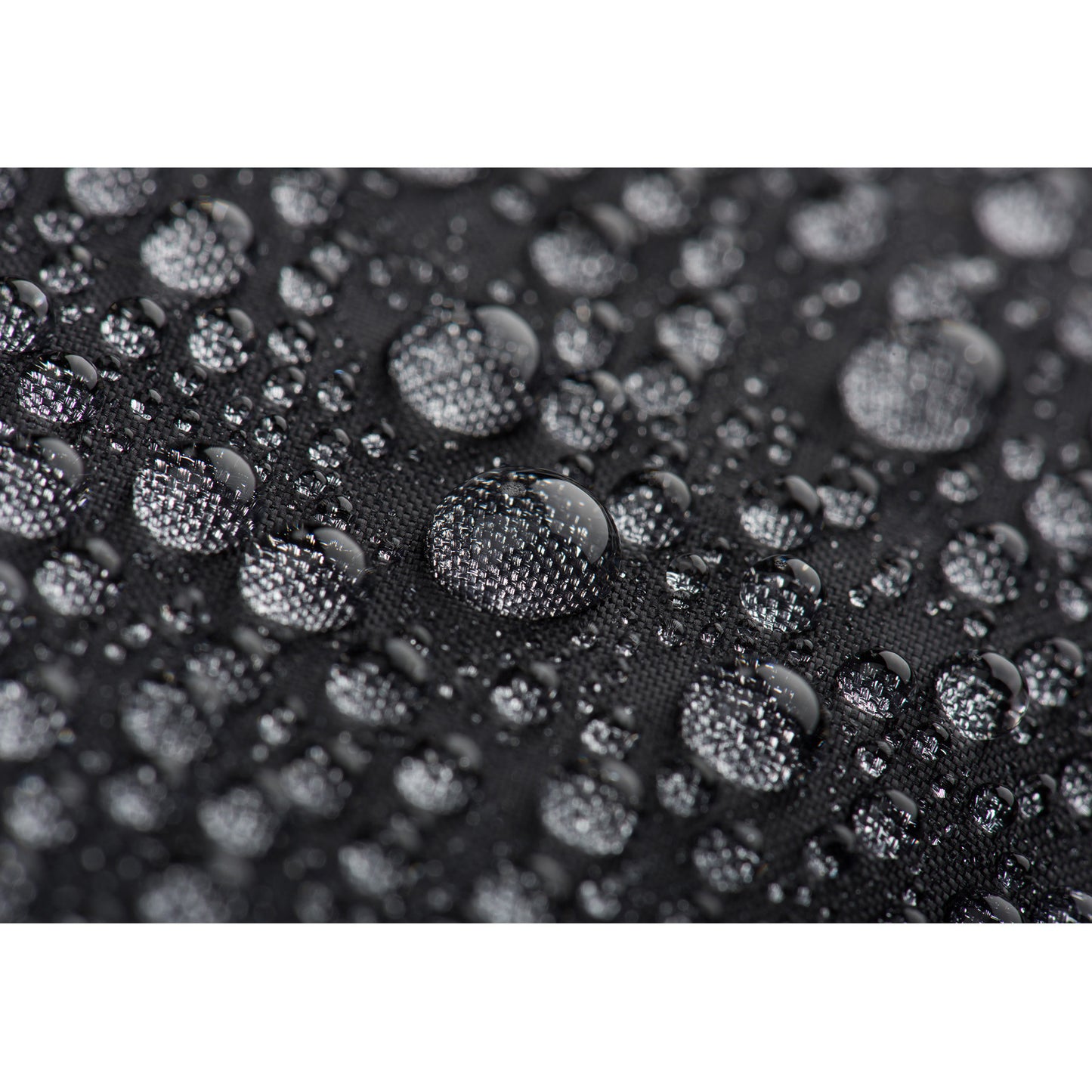 
                  
                    Seam-sealed rain cover included
                  
                